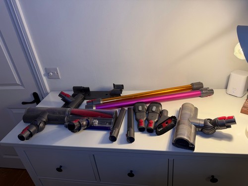 Dyson cordless vacuum - dyson,