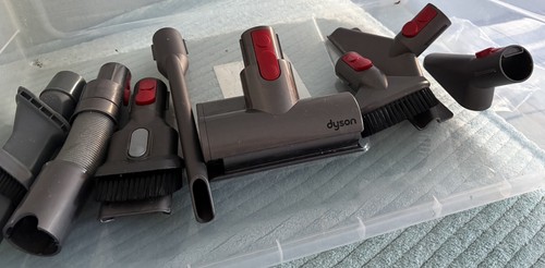 Job lot dyson genuine parts - dyson, v7